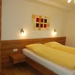 Daire Sonnenchalet Baeckenbauer *