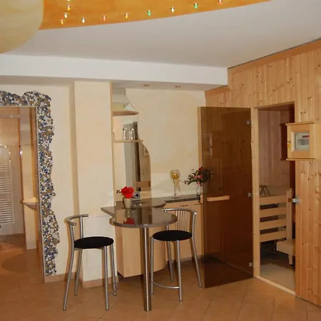 Sonnenchalet Baeckenbauer Апартаменты Санкт-Михель (Лунгау)