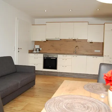 Sonnenchalet Baeckenbauer Апартаменты Санкт-Михель (Лунгау)