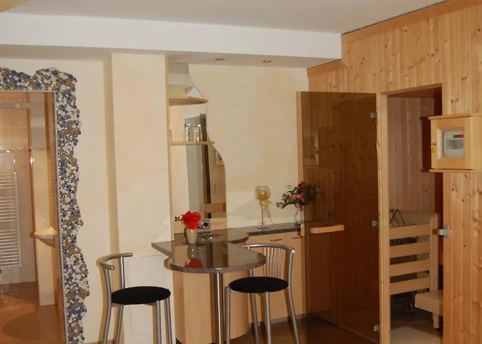 Sonnenchalet Baeckenbauer Апартаменты Санкт-Михель (Лунгау)